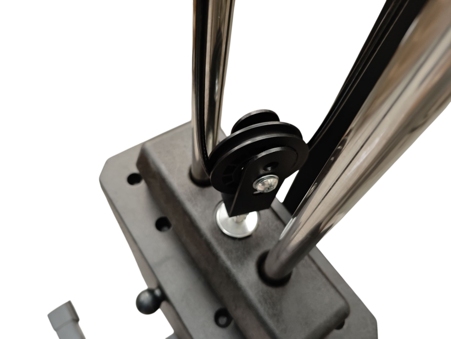 WALL MOUNTED CABLE PULLEY WITH 74KG STACK