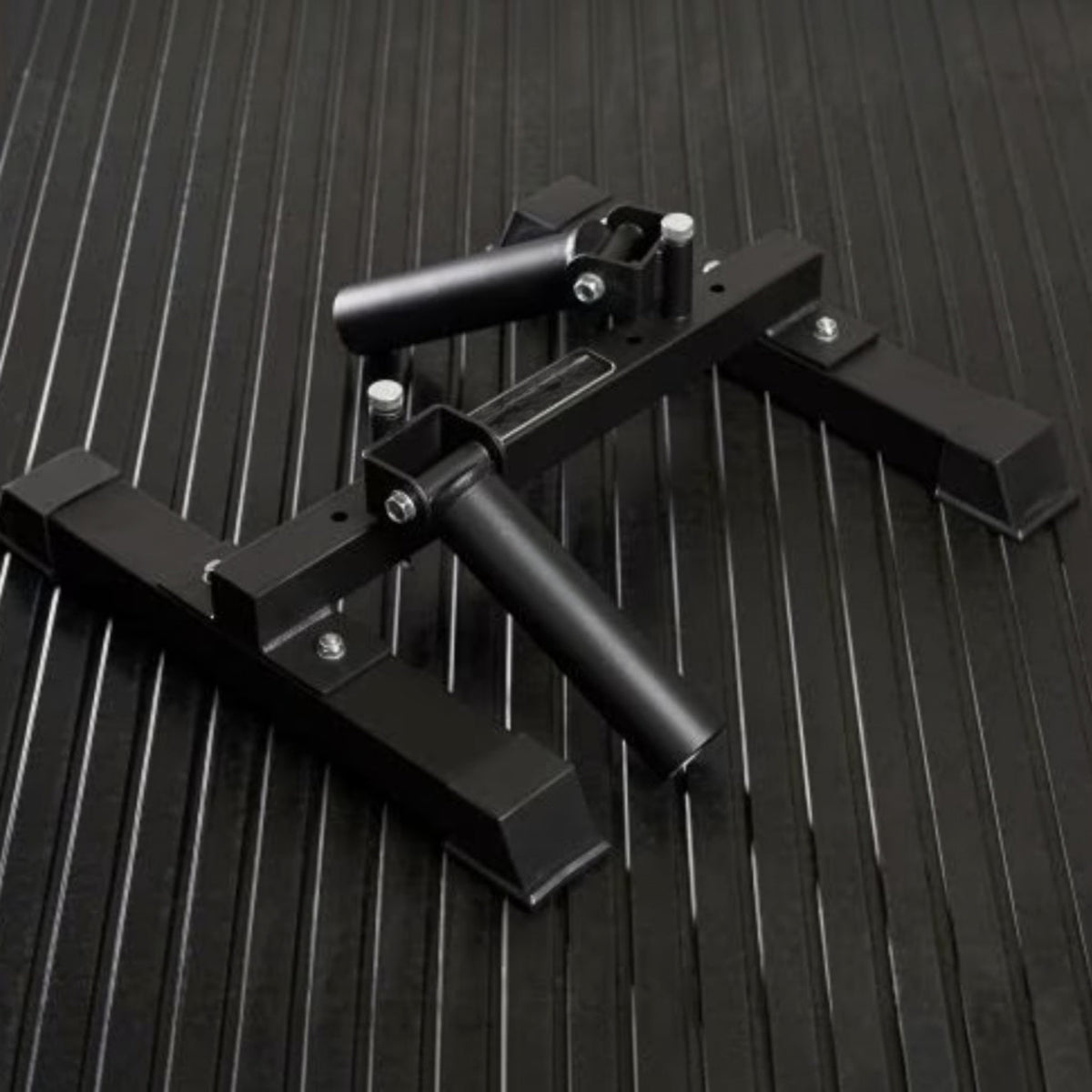 Double freestanding landmine with two pivoting Olympic bar sleeves